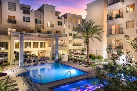 Paradise Cozysuites With Pool And Jacuzzi 11 Phoenix Extérieur photo